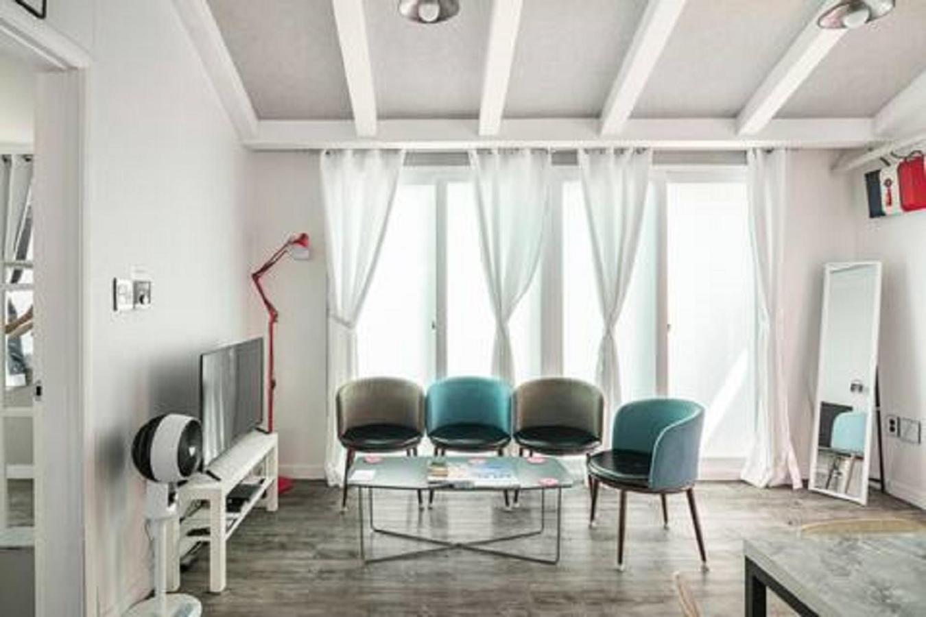 Apartemen Comfy & Cozy *